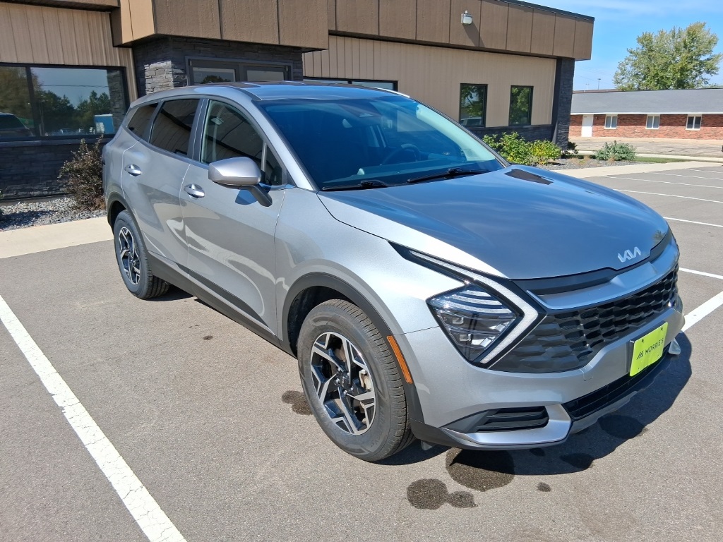 2024 Kia Sportage LX photo 3