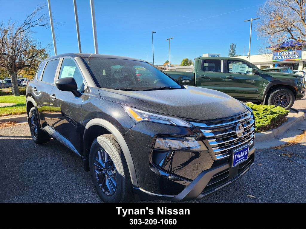 2026 Nissan Rogue S's photo