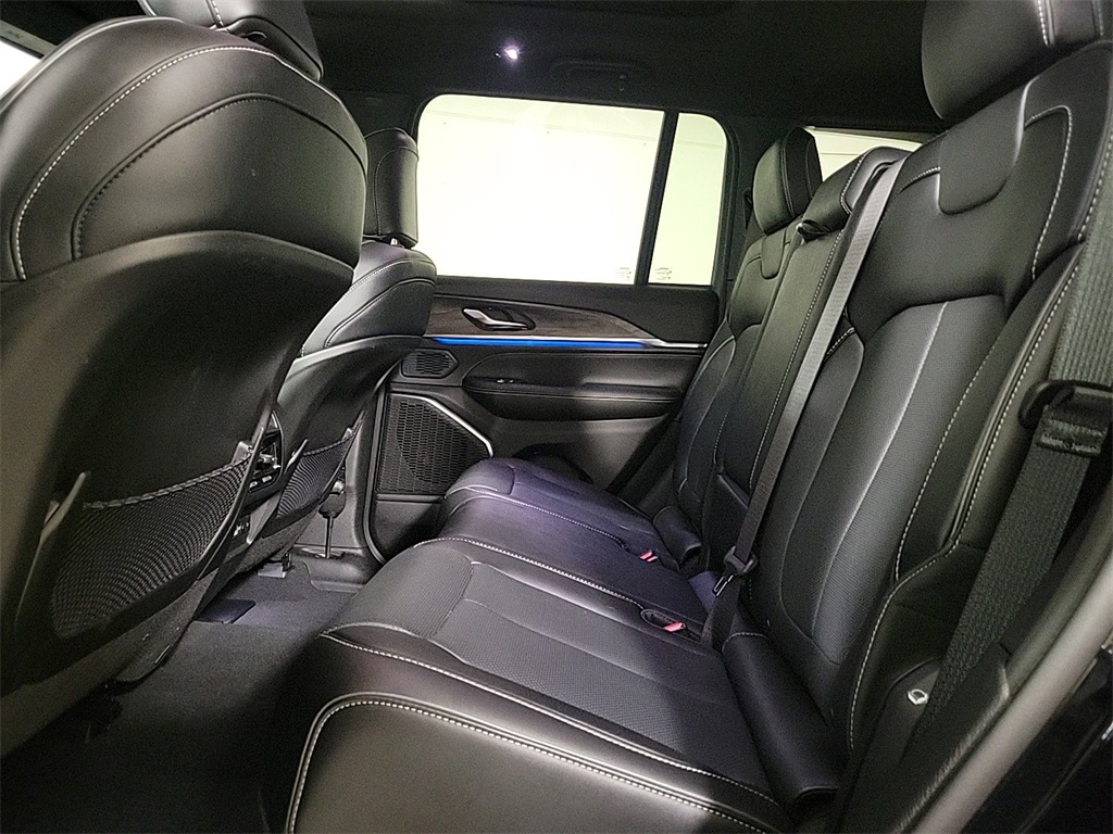 2024 JEEP GRAND CHEROKEE - Image 13