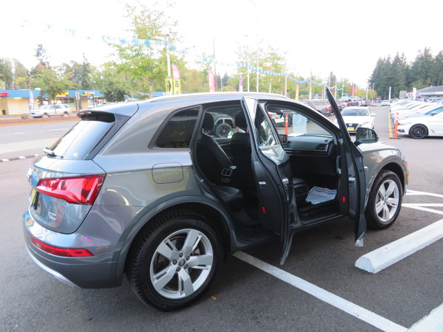 2018 Audi Q5 Premium photo 4