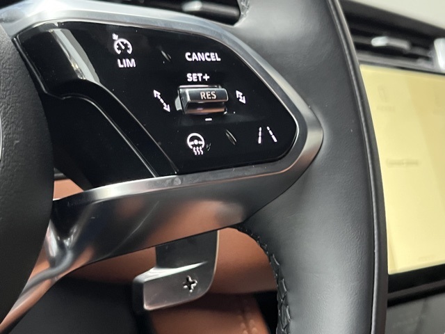2024 Jaguar F-PACE P400 R-Dynamic S photo 31