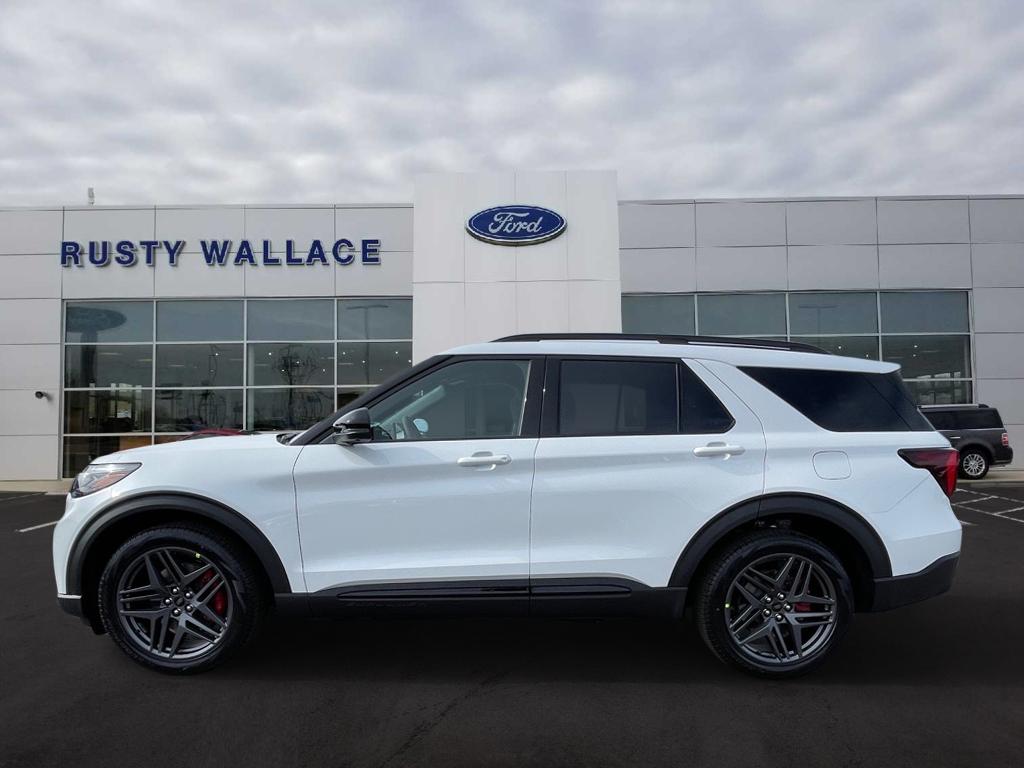 2026 Ford Explorer ST's photo