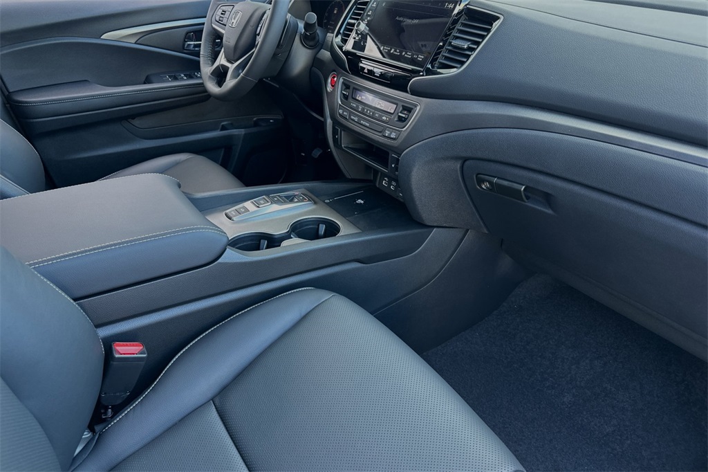 2024 Honda Ridgeline RTL photo 15