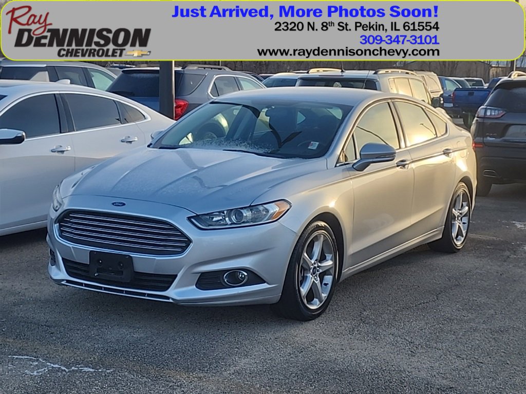 2016 Ford Fusion SE