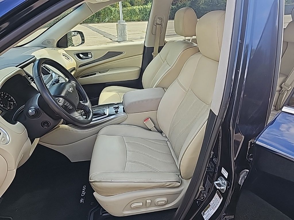 2016 Infiniti QX60 Base photo 17