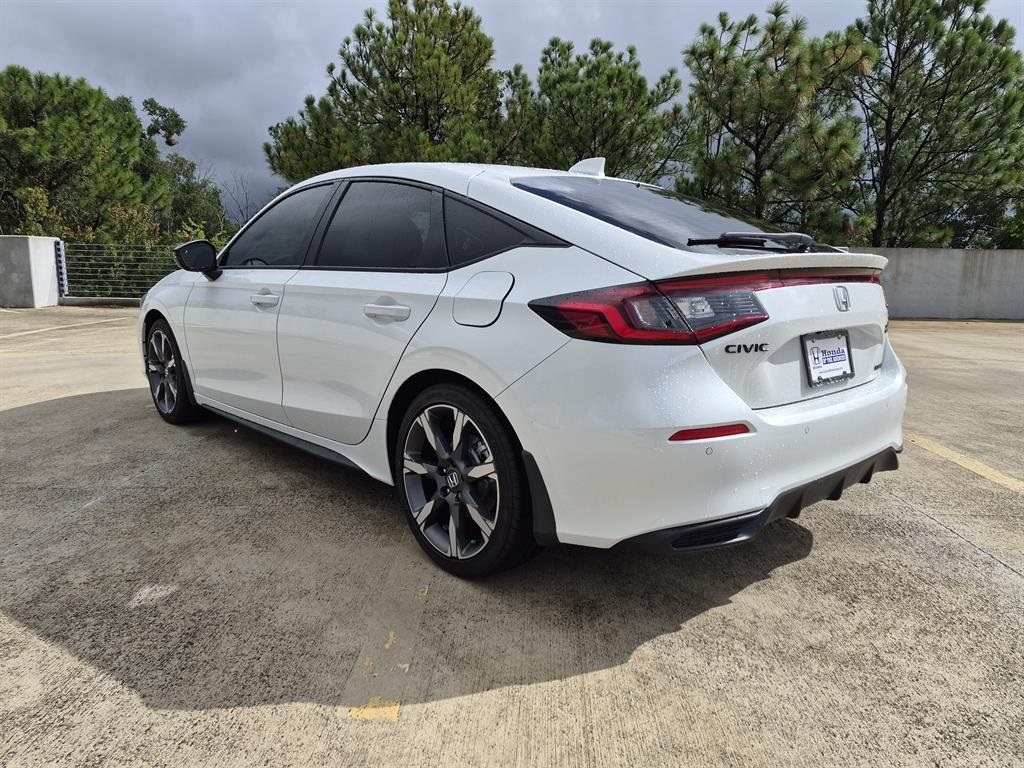 2026 Honda Civic Hatchback Hybrid Sport photo 4