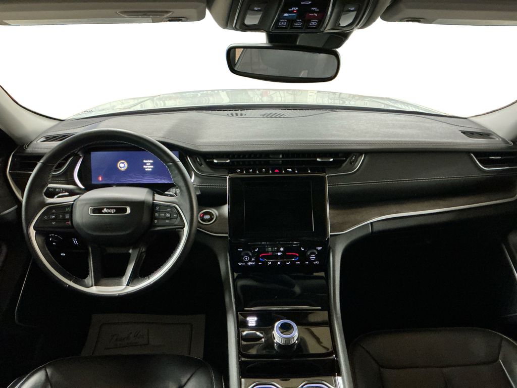 2022 Jeep Grand Cherokee Limited photo 12