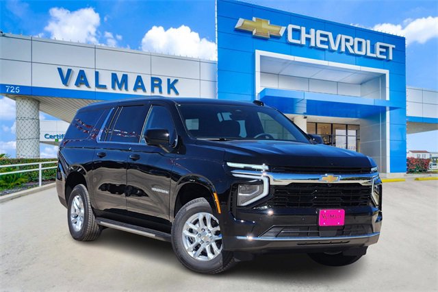 2026 Chevrolet Suburban LS's photo