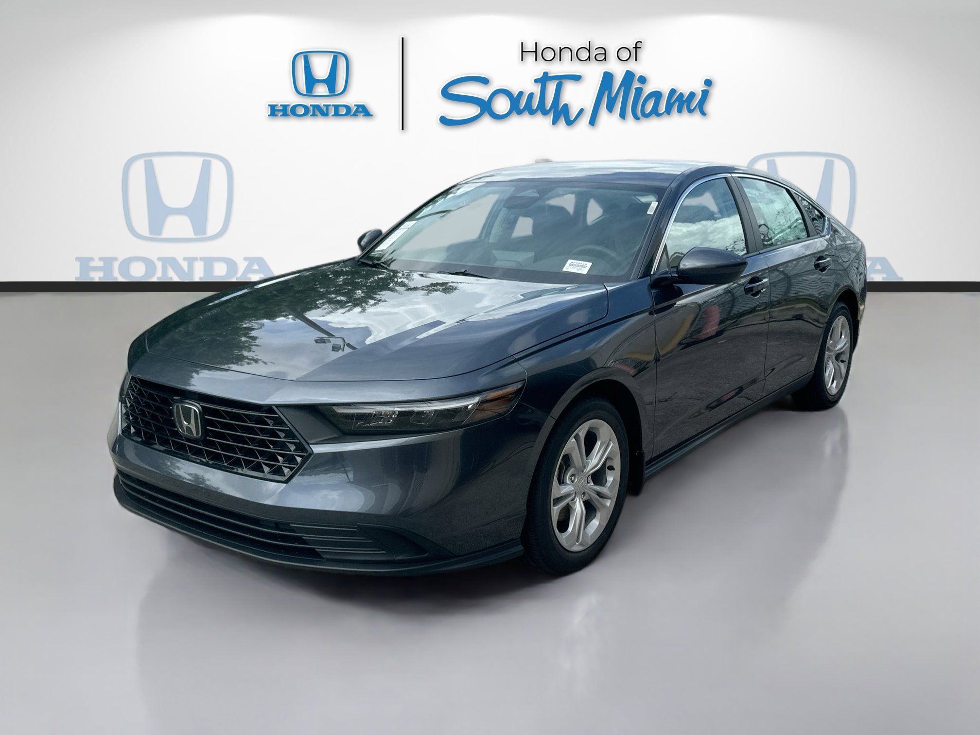 2025 Honda Accord LX photo 3