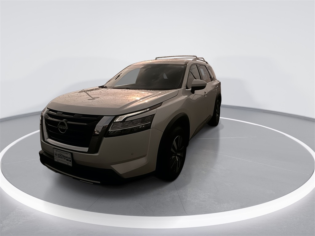 2023 Nissan Pathfinder SL photo 3
