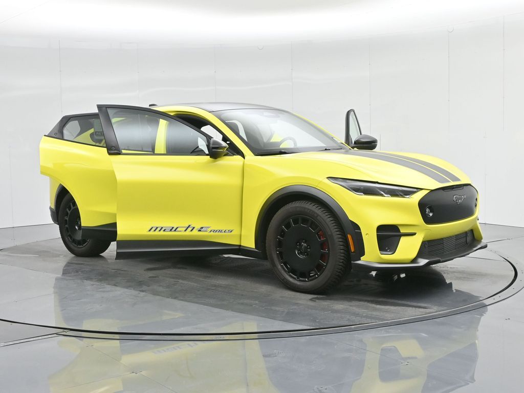 2024 Ford Mustang Mach-E GT photo 35