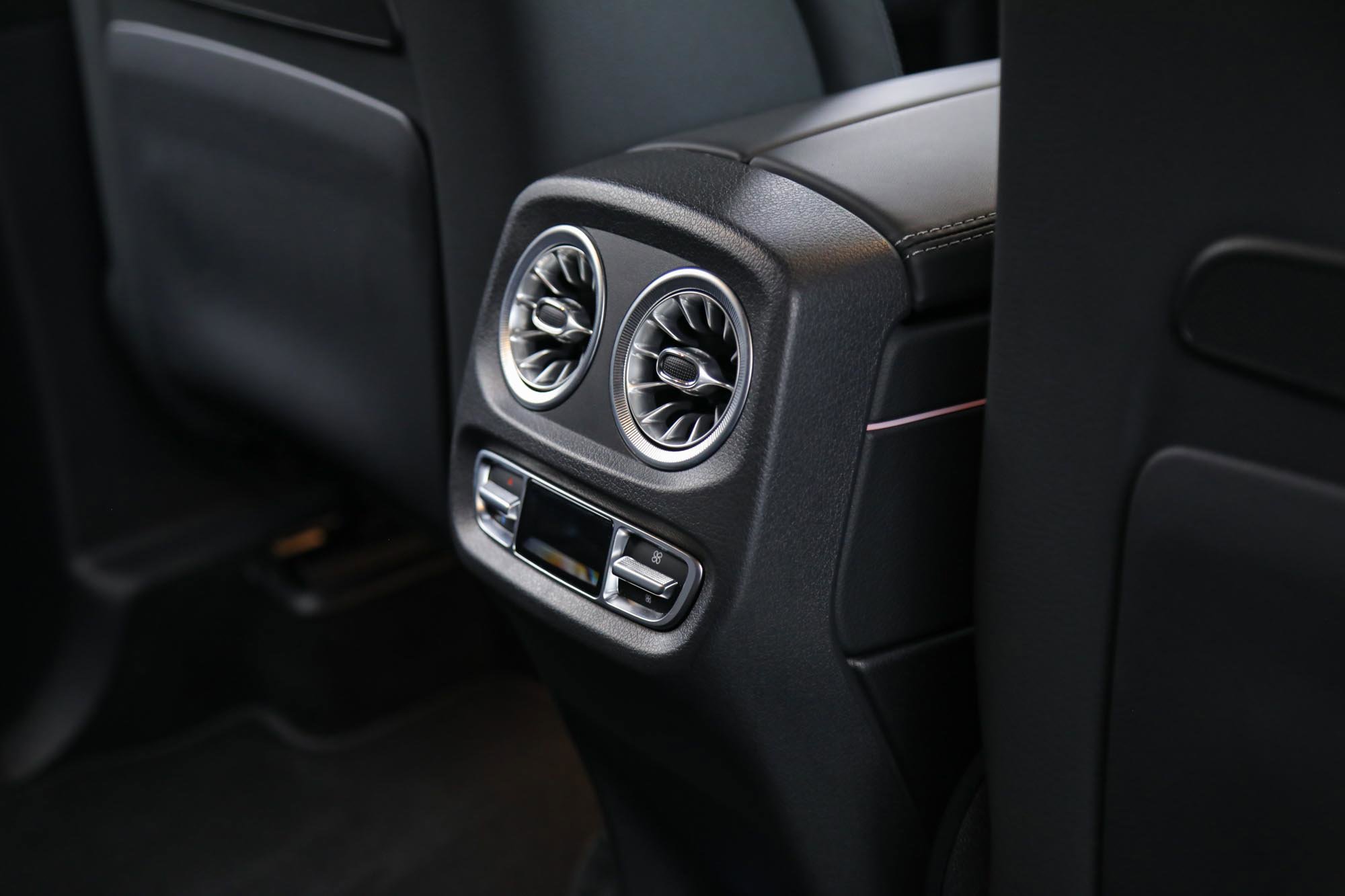 2025 Mercedes Benz G 550 photo 24