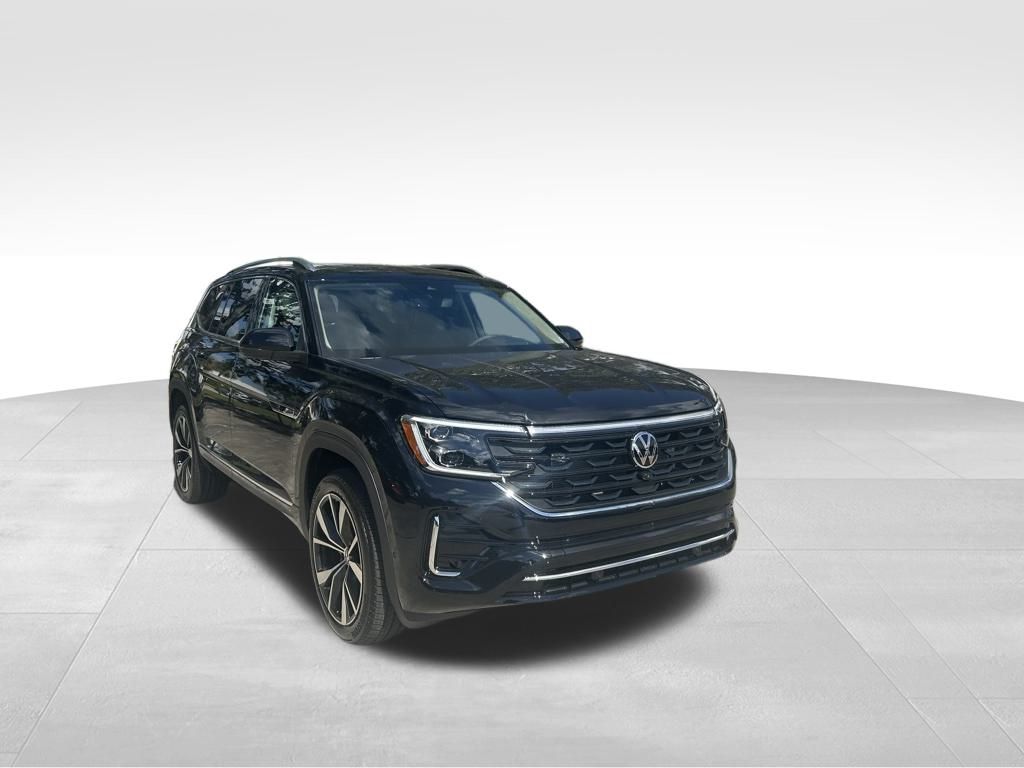 2026 Volkswagen Atlas SEL Premium R-Line photo 2