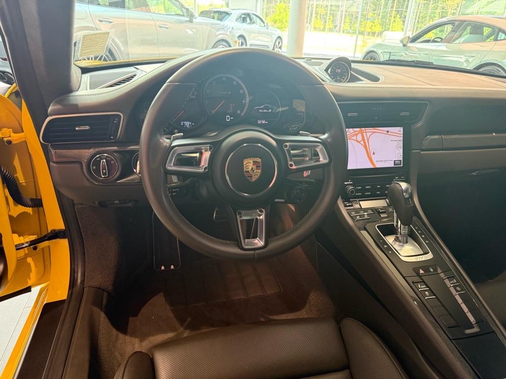 2019 Porsche 911 Turbo S photo 4