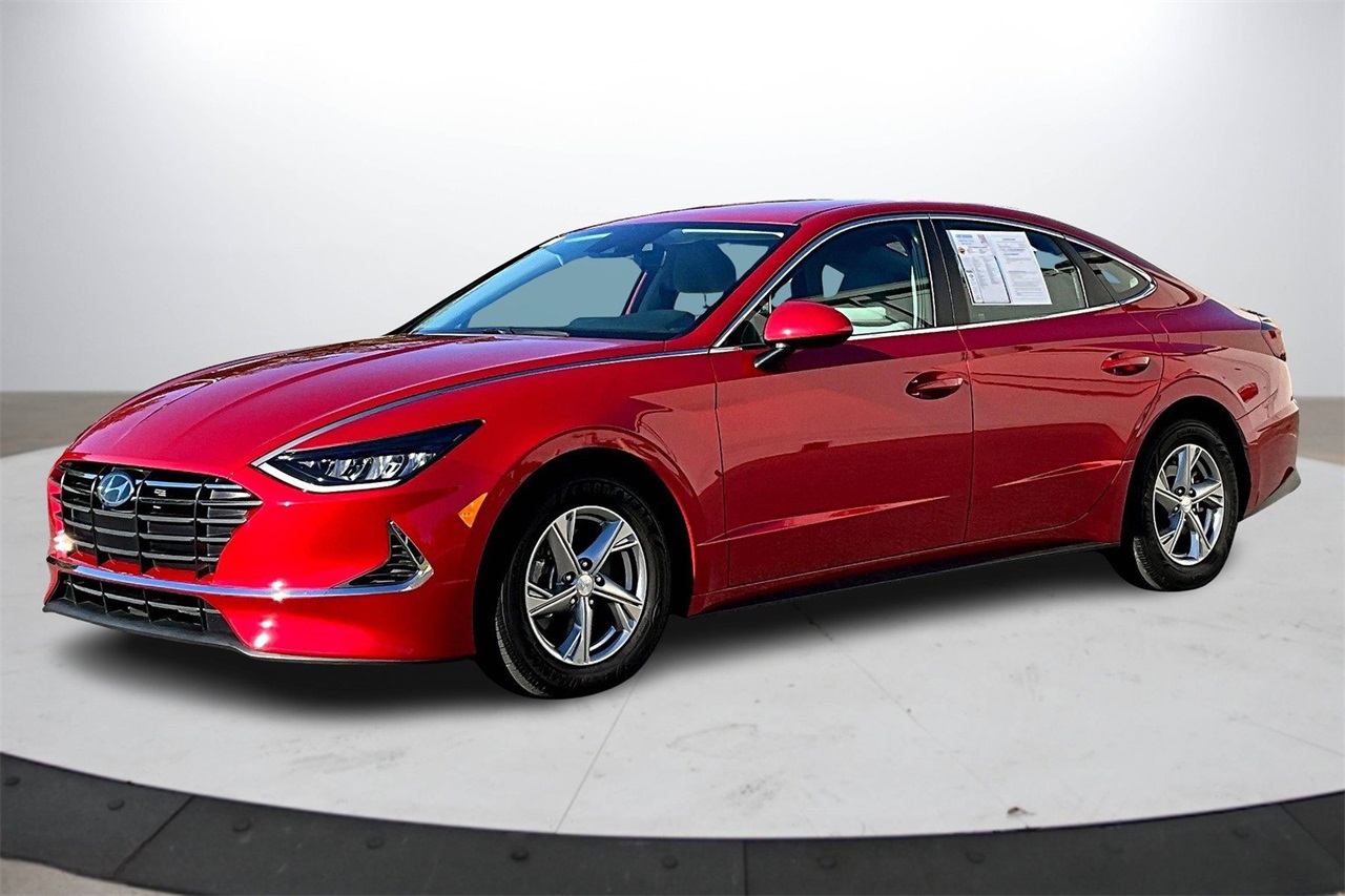 2022 Hyundai Sonata SE photo 3