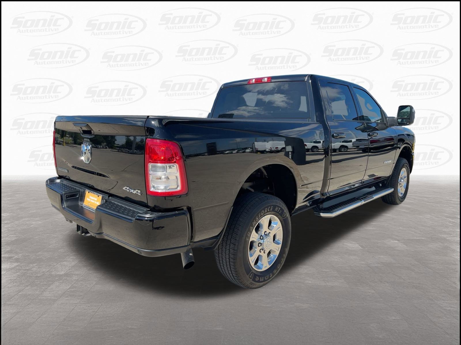 2024 Ram 2500 Big Horn photo 8