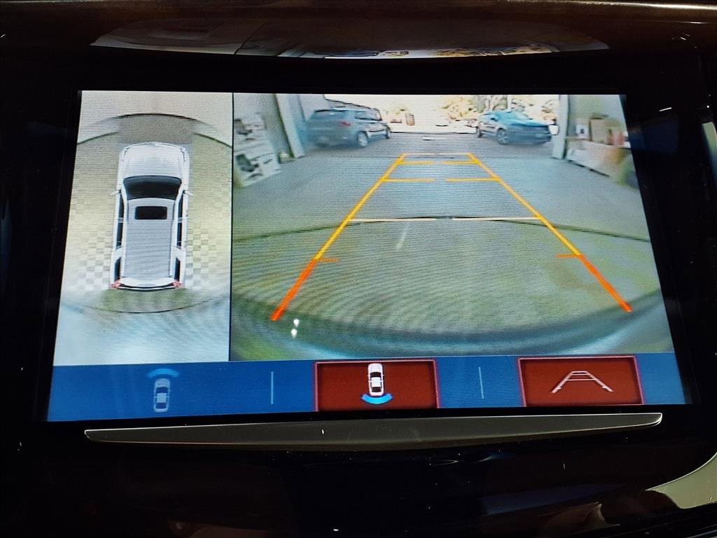 2019 Cadillac Escalade Luxury photo 4