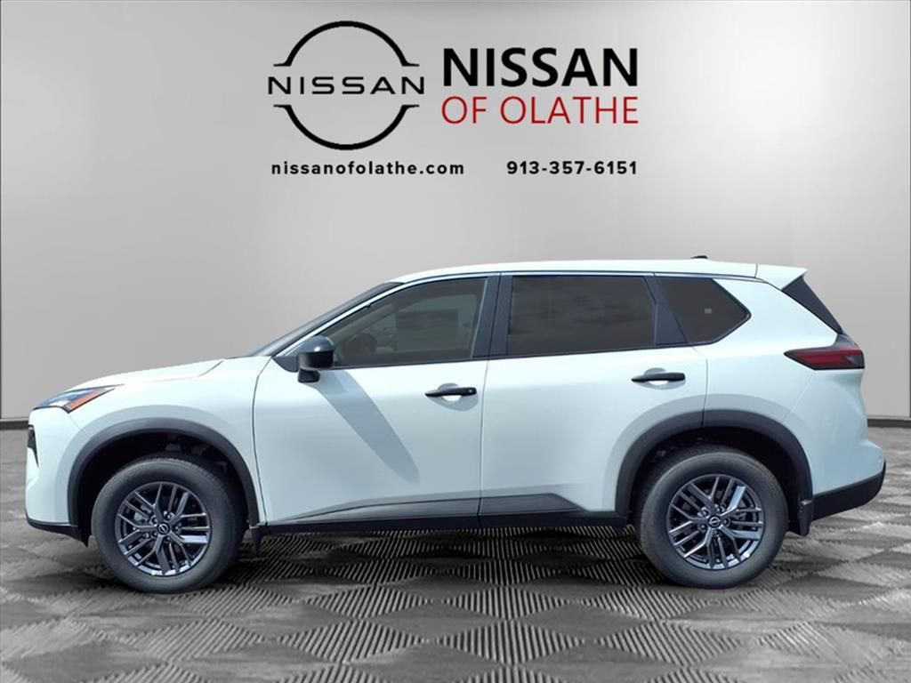 2026 Nissan Rogue S photo 2