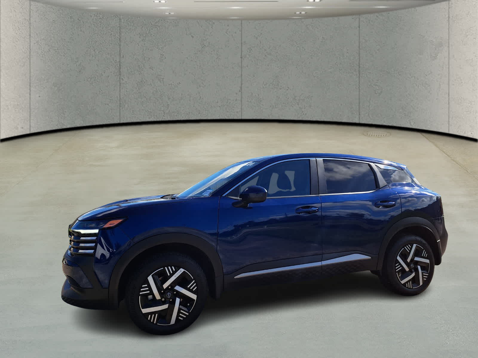 2025 Nissan Kicks SV photo 4