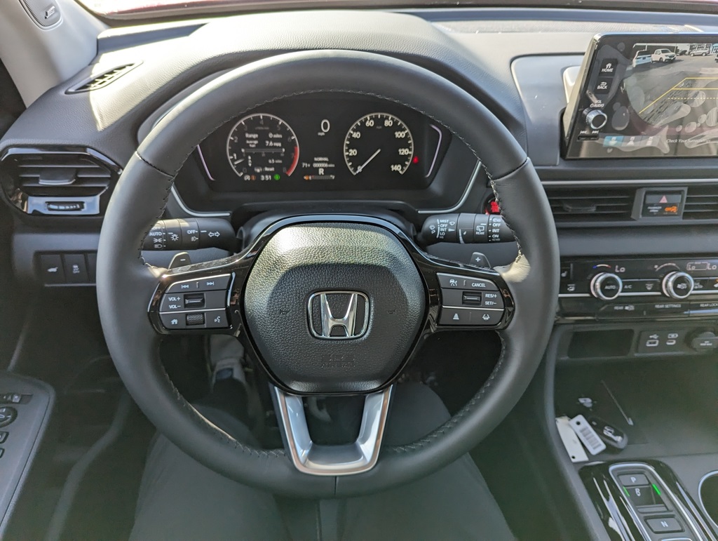 2025 Honda Pilot Touring photo 20