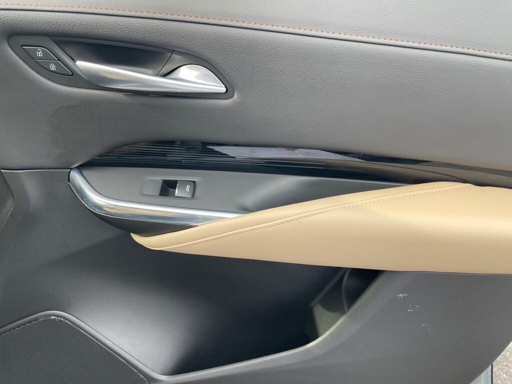 2024 Cadillac XT4 Luxury photo 21