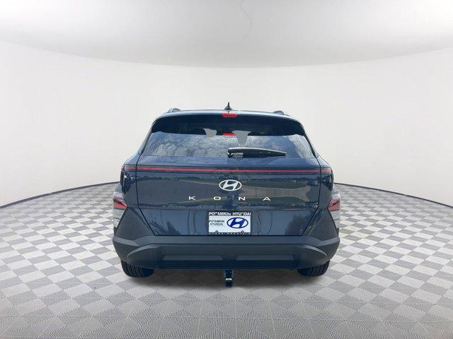 2025 Hyundai Kona SEL photo 4