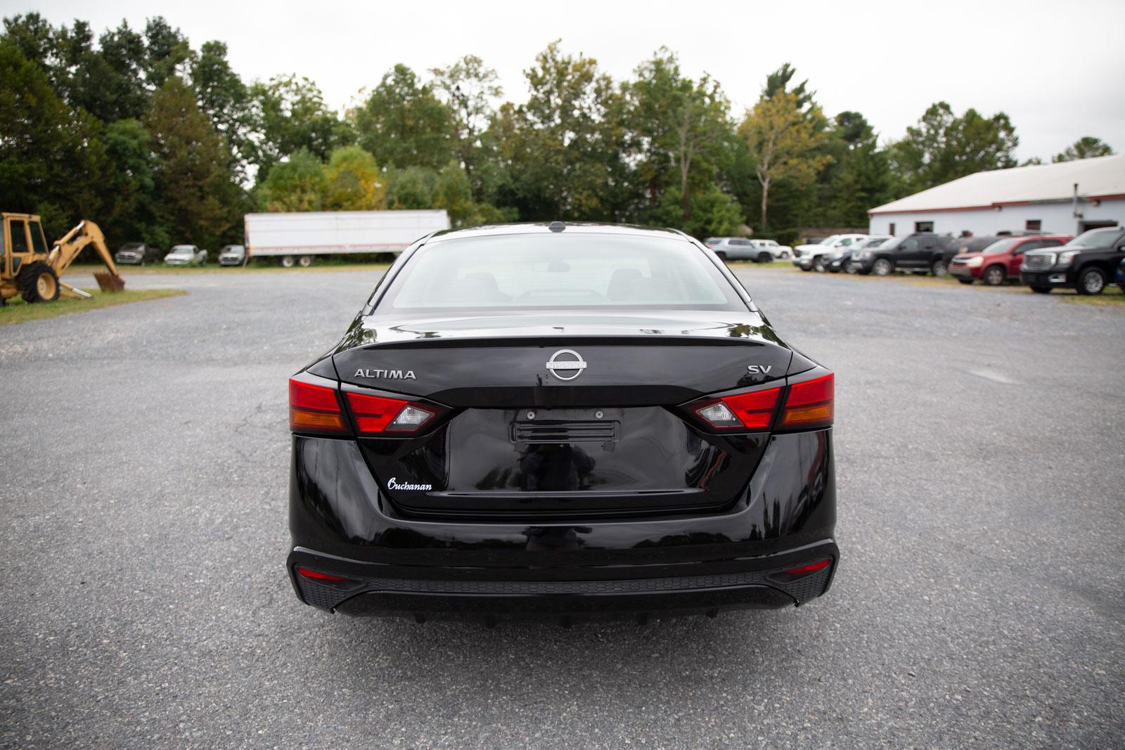 2024 Nissan Altima 2.5 SV photo 3