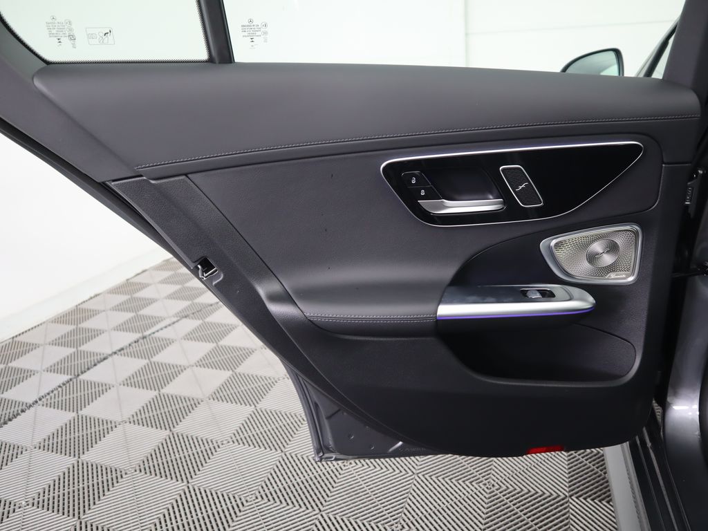 2025 Mercedes Benz C 300 photo 27