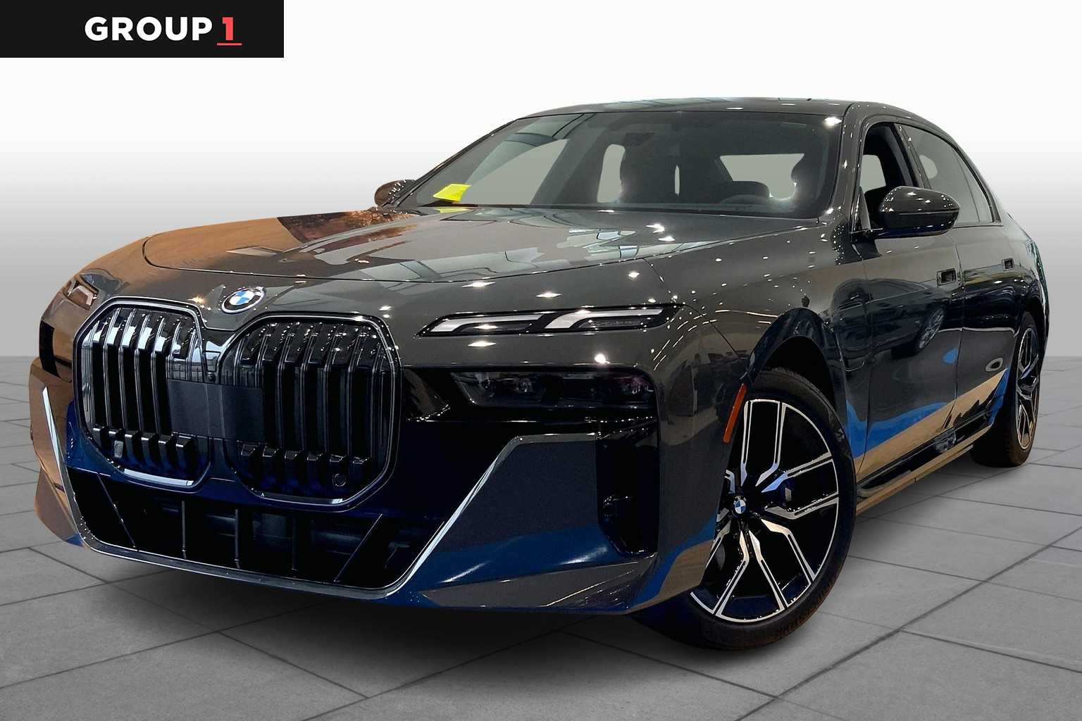 2026 BMW 7 Series 750e's photo