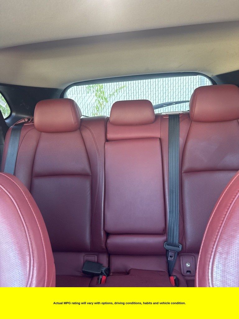 2024 Mazda CX-30 2.5 S Carbon photo 4