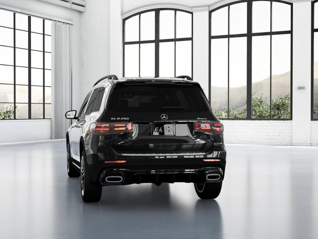 2025 Mercedes Benz GLB 250 4MATIC photo 25