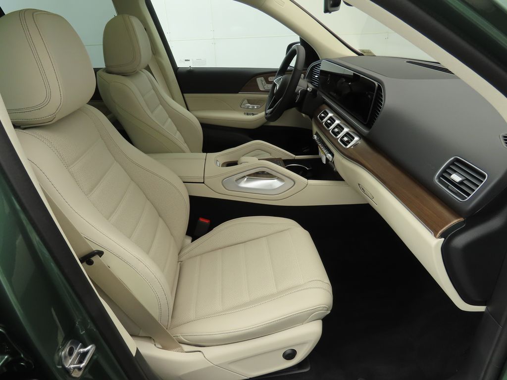 2026 Mercedes Benz GLE 450e 4MATIC photo 20