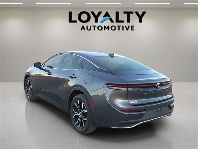 2023 Toyota Crown Limited photo 3