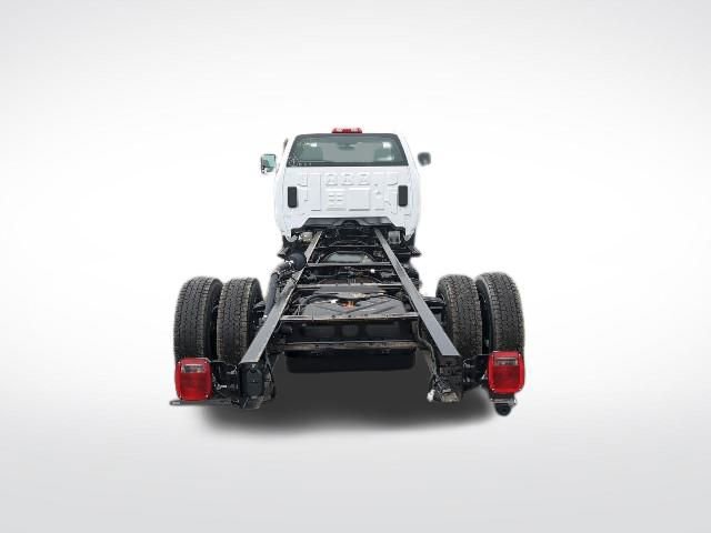 2024 Chevrolet Silverado 5500HD Work Truck photo 4