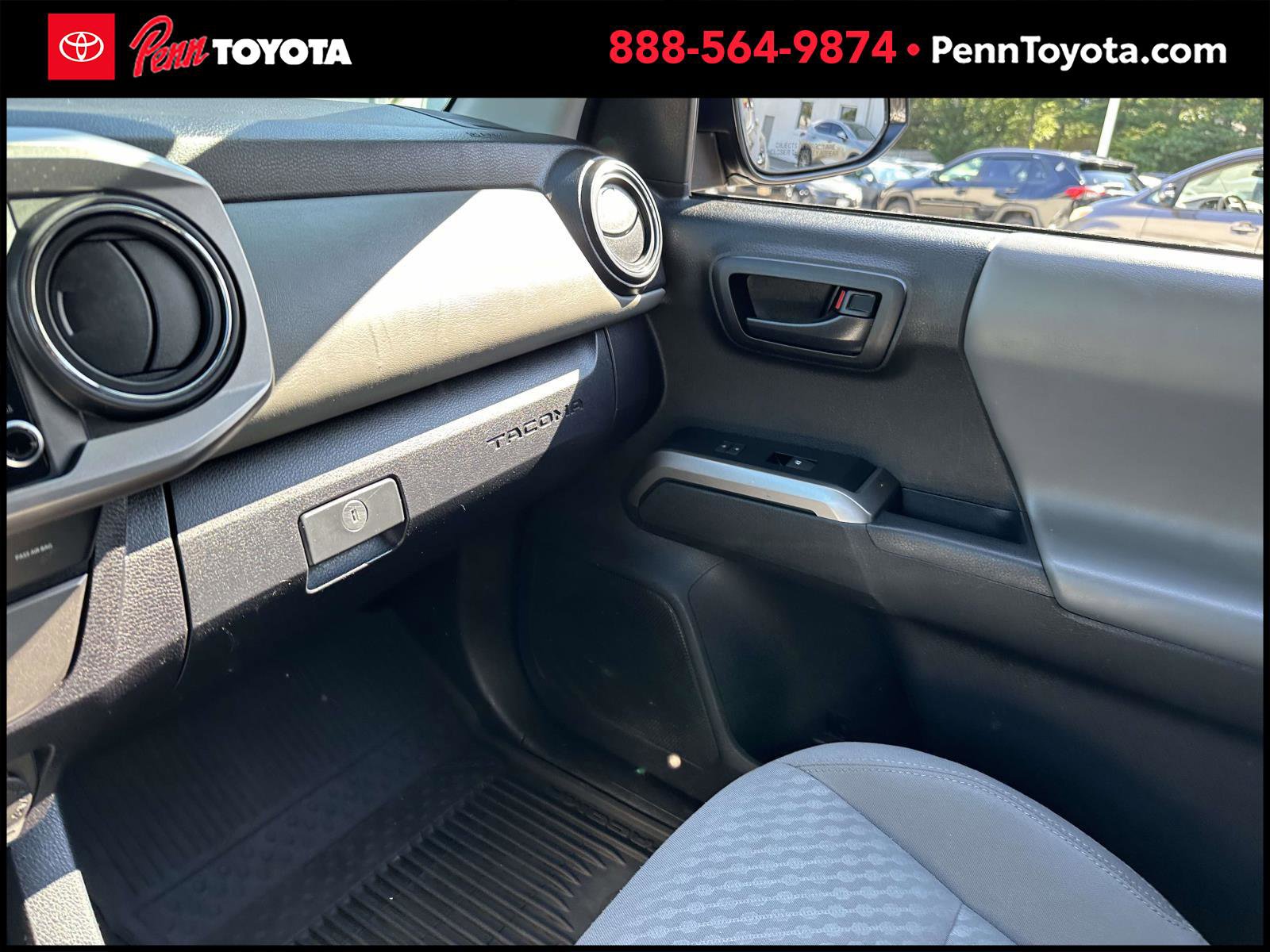 2023 Toyota Tacoma SR5 4x4 photo 27