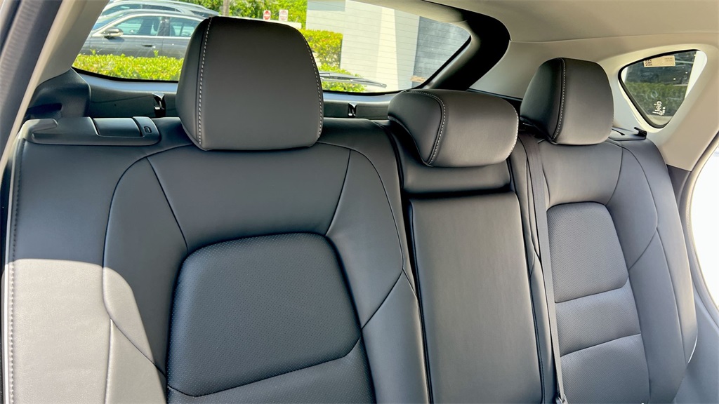 2025 Mazda CX-5 2.5 Select photo 53