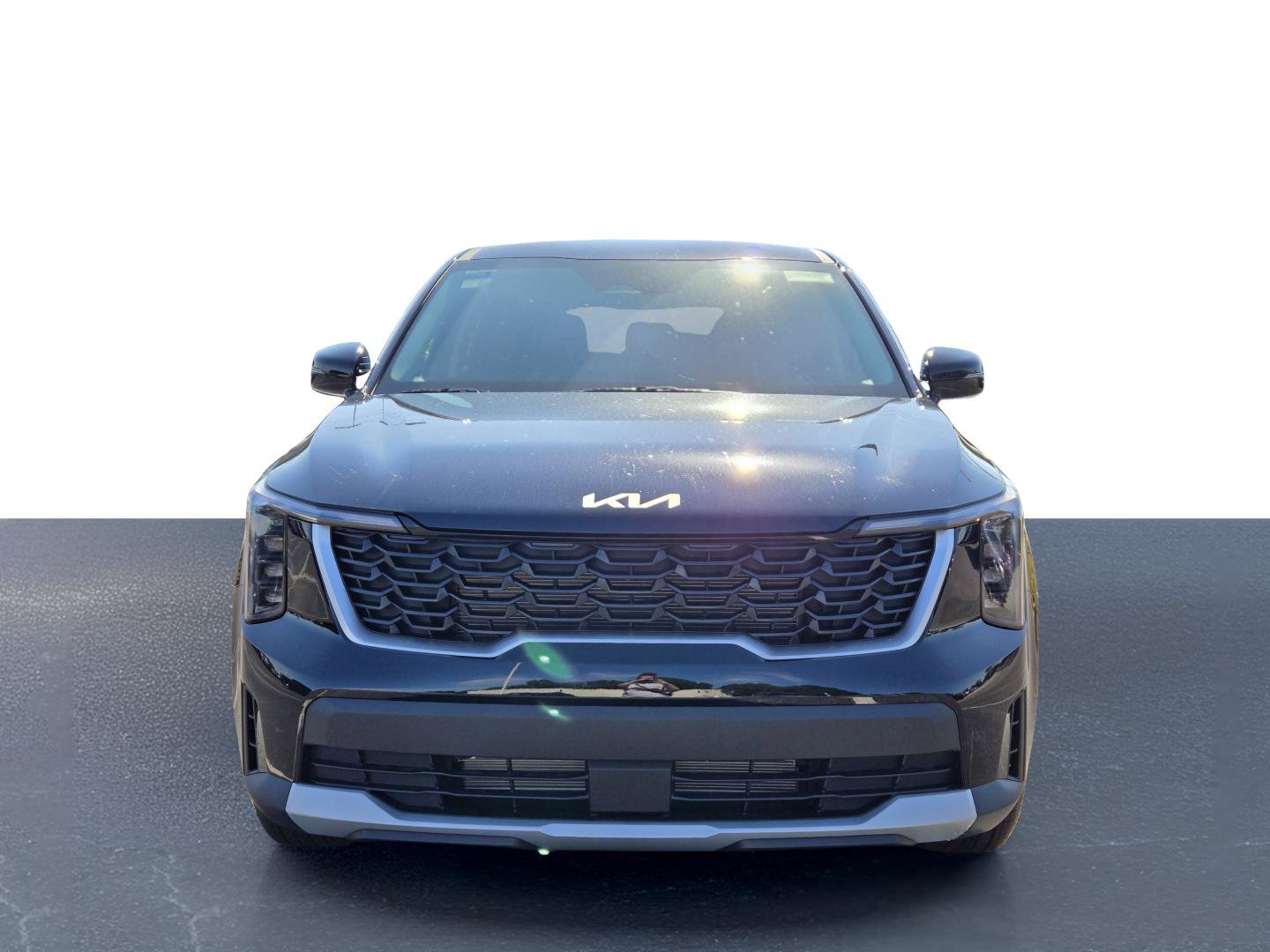 2025 Kia Sorento LX photo 2