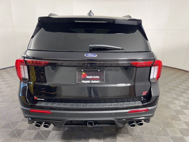 2025 Ford Explorer ST photo 4