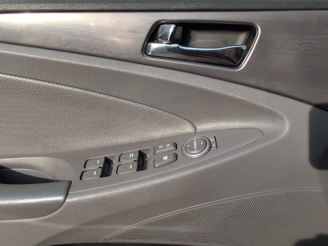 2015 Hyundai Sonata Hybrid Limited photo 22