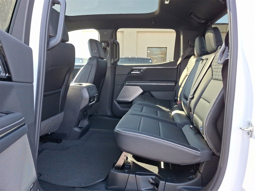 2025 Gmc Sierra EV Denali photo 4