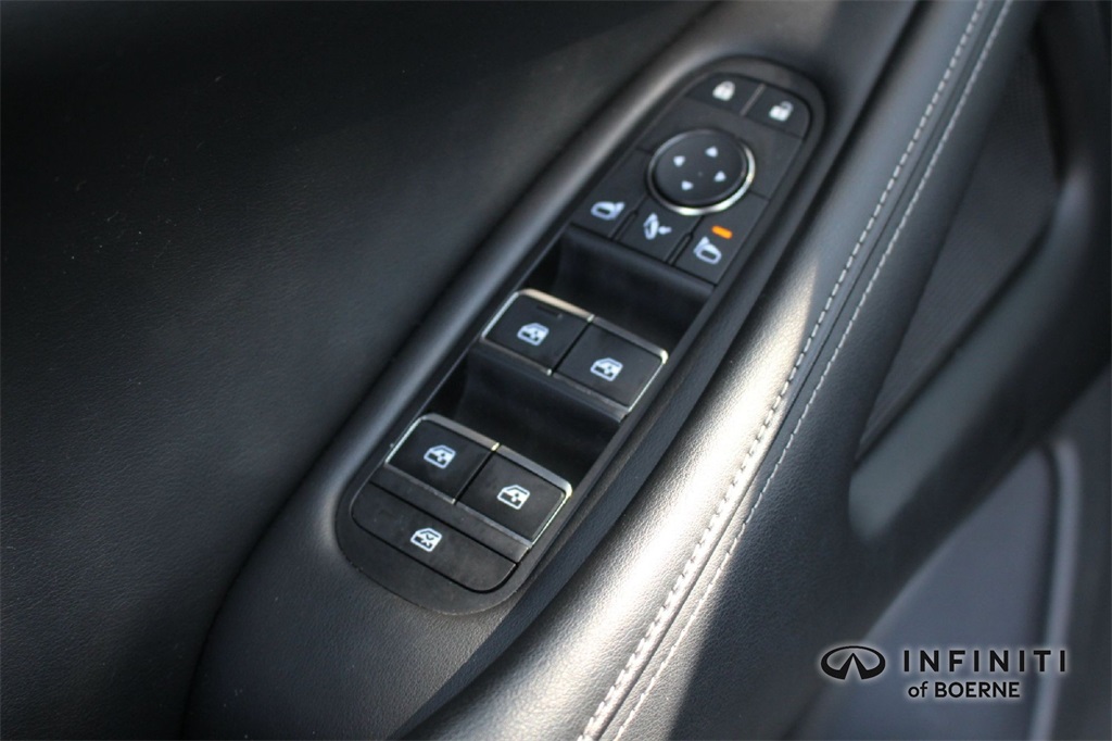 2023 Infiniti QX60 Luxe photo 19