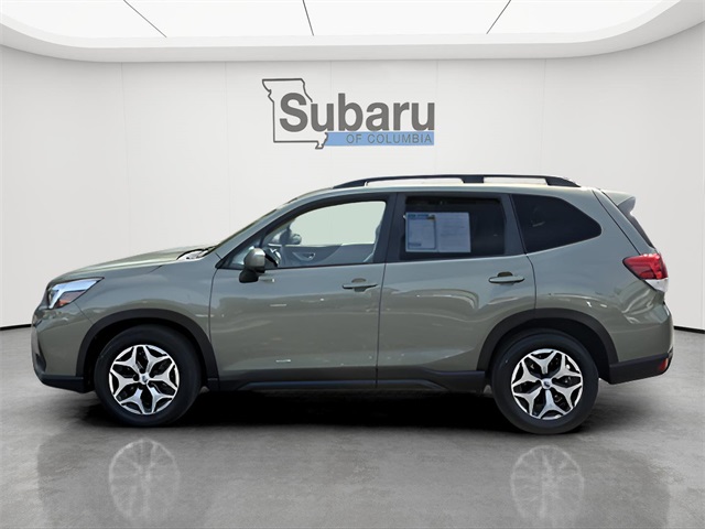 2021 Subaru Forester Premium photo 4