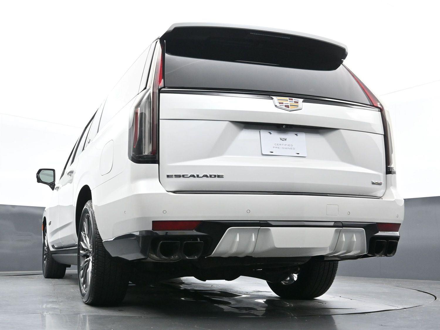 2023 Cadillac Escalade ESV V-Series photo 43