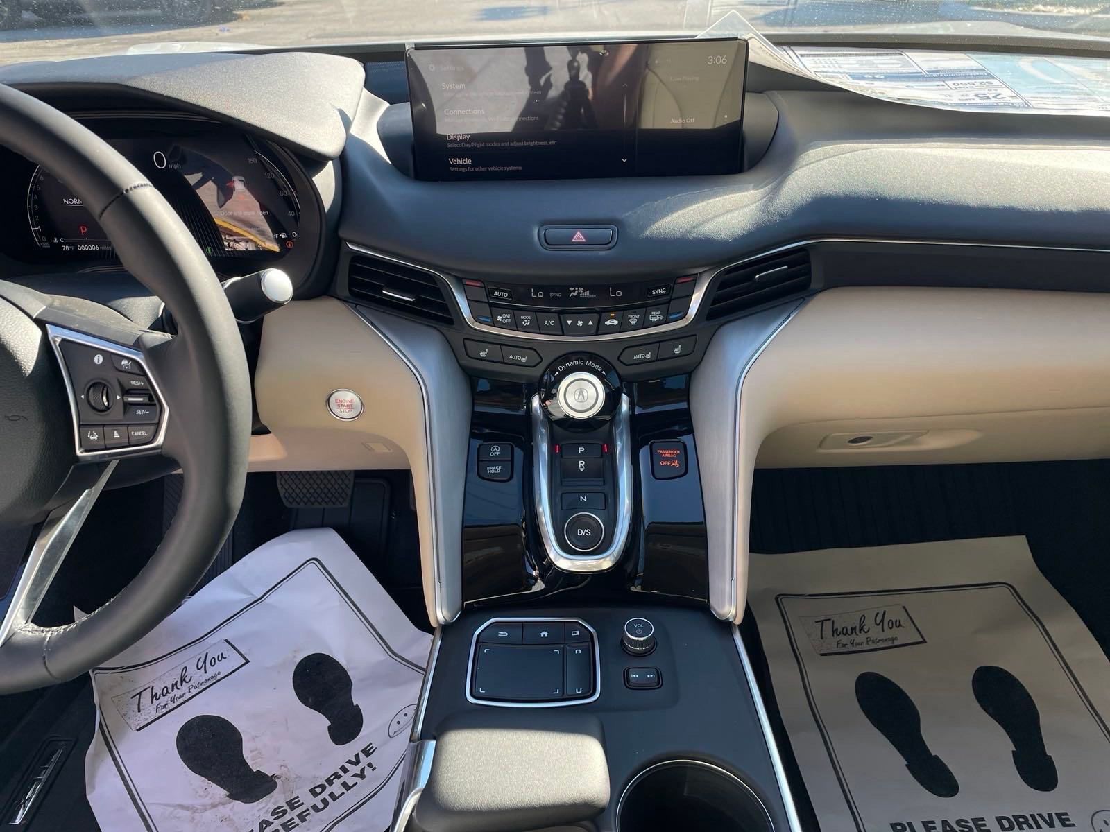 2025 Acura TLX Technology photo 14