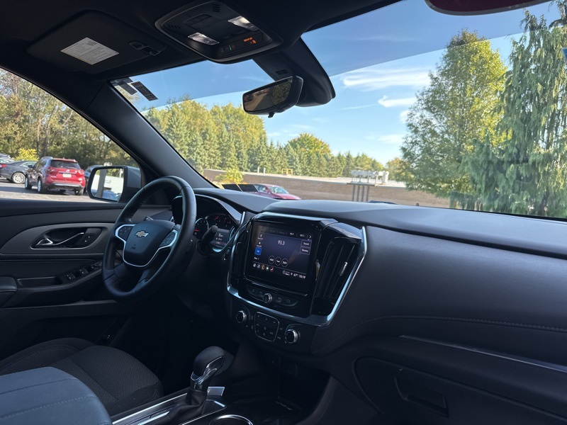 2023 Chevrolet Traverse photo 49