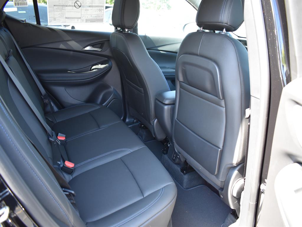 2026 Buick Encore GX Sport Touring photo 6