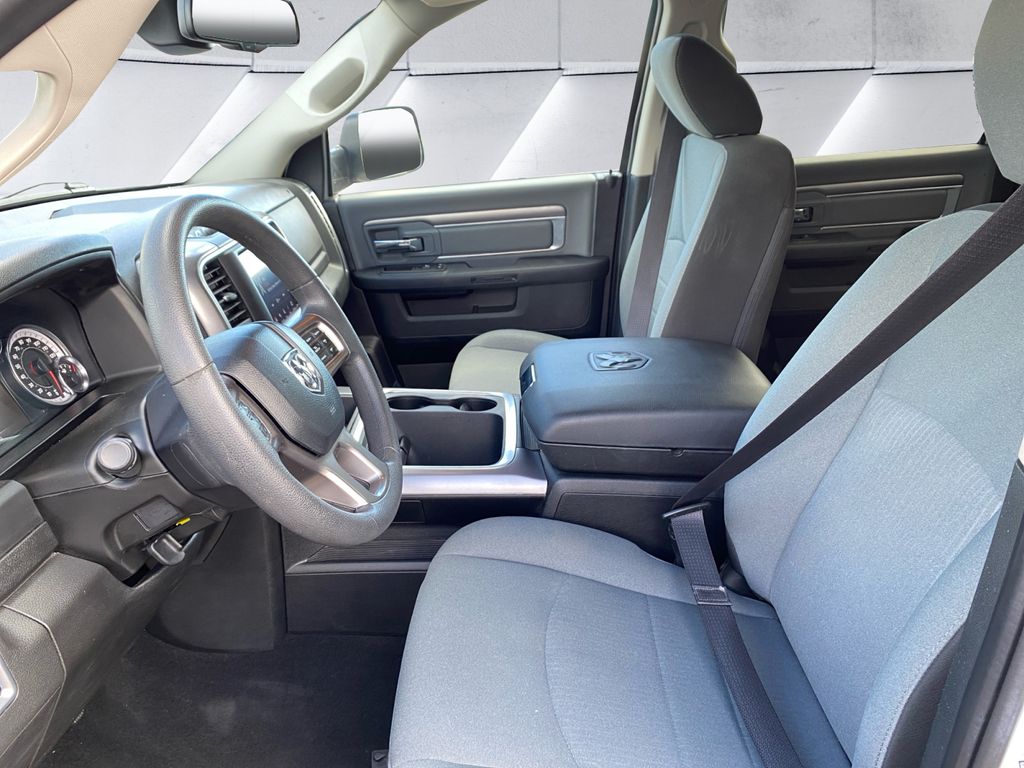 2023 Ram 1500 Classic SLT photo 5