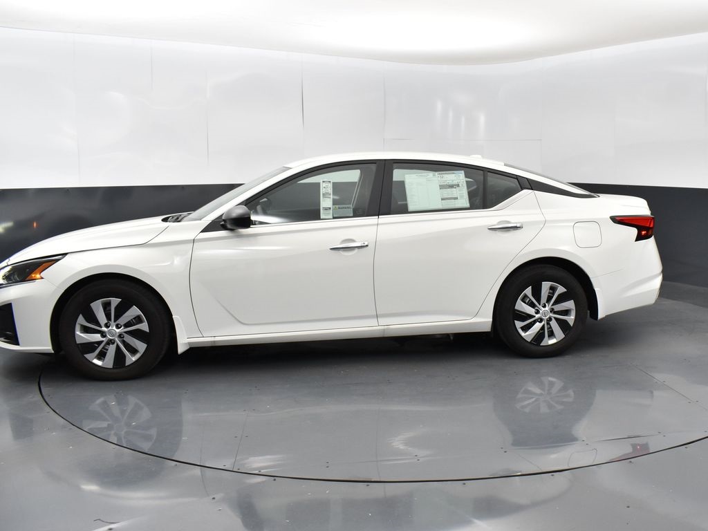 2025 Nissan Altima 2.5 S photo 4