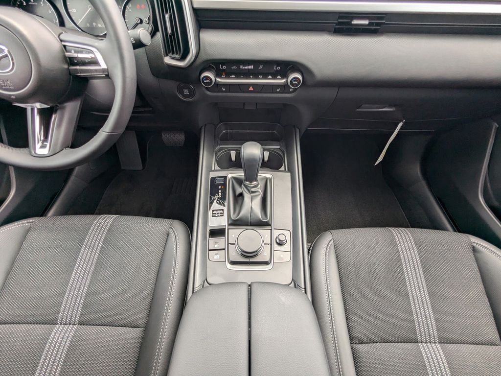 2025 Mazda CX-50 2.5 S Preferred photo 17