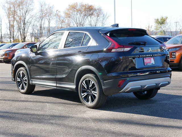 2023 Mitsubishi Eclipse Cross SE photo 3